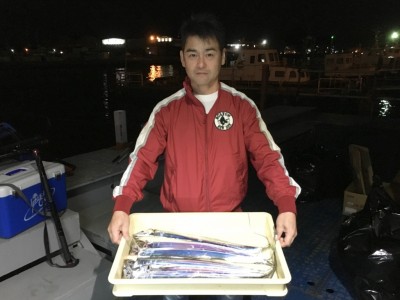 
<p>福井様  沖の北  浮き釣り/キビナゴ  タチウオ7匹</p>
<p>タチウオ釣り初挑戦、浮き釣りの駆け引きを楽しまれております。</p>
