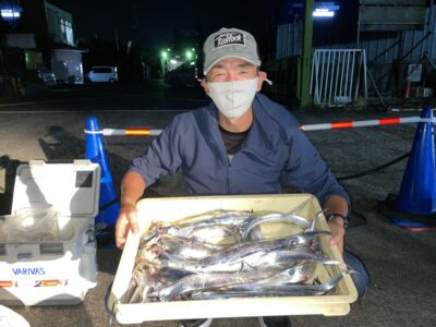 <p>匿名様　沖の北　どじょうテンヤで太刀魚15本 GET！！！お見事です^ ^</p>