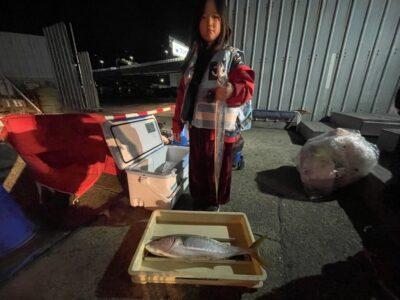 <p>合田様　沖の北　飲ませ釣りでメジロとウキ釣りで太刀魚GET！！！</p>