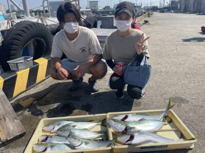 <p>中野様　沖の北　ショアジギ・飲ませ釣りでハマチ〜メジロ9匹♪</p>