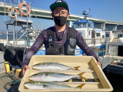 <p>今川様 沖の北 ショアジギでハマチ3本！</p>