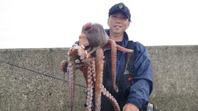 <p>沖の北 内向き 竿下タコジグで大ダコ2.2kg！！！</p>