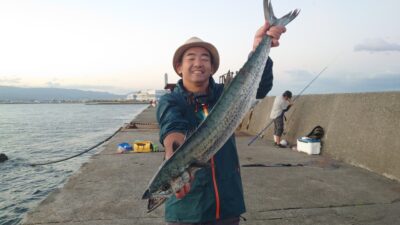 <p>月曜釣り倶楽部 信田様 沖の北 セットアッパーでサワラ90cm！！！6時頃にヒット！</p>