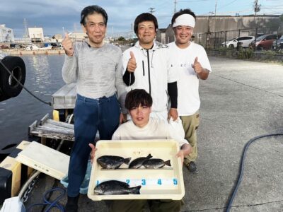 <p>8/17 井平様 沖の北 探り釣りでグレ30cmまで4匹！</p>