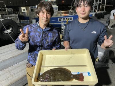 <p>匿名婿様　沖の北　飲ませ釣り　ヒラメ45cm🎣</p>