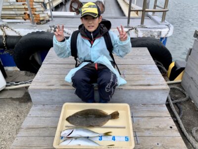 <p>ゆうや君　沖の北　ルアーでハマチ2尾🎣　呑みせ釣りでヒラメ🎣</p>