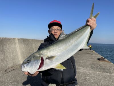 <p>山内様　沖の北　アジ飲ませ　9時頃に85cmのヒラマサ🎣　おそらくどこかの養殖から逃げた個体かと思いますがおめでとうございます🎊</p>