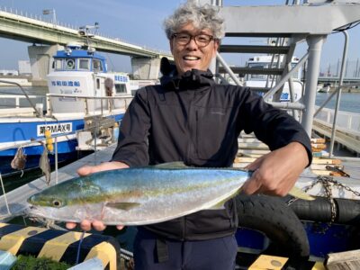 <p>中村様　沖の北ポンプ小屋奥の方　呑ませ釣りでハマチ🎣</p>