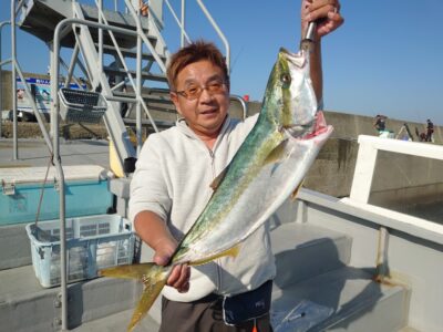 <p>辻森様 沖の北 飲ませ釣りでメジロ！</p>