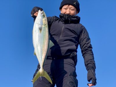 <p>富田様　沖の北　呑ませ釣り9時頃にメジロ🎣</p>