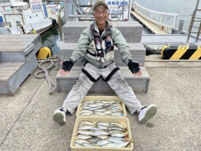 <p>ハンター高倉様　沖の北　サビキ釣り　アジ24cmまで多数🎣　朝イチから11時便までぽつぽつ掛かったそうです！！名人流石の釣果♪♪</p>