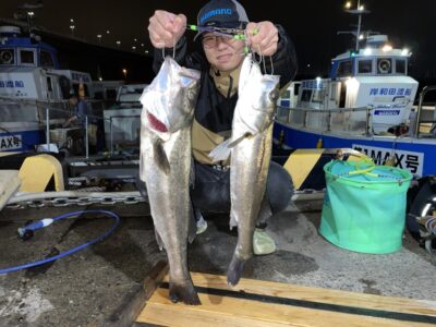 <p>吉岡様　中波止2番　メンボー　シーバス73cmまでを2匹🎣</p>