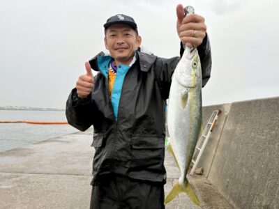 <p>藤井寺の寺尾様　沖の北　トゥルーサーディン使用で6時頃にハマチ🎣　</p>