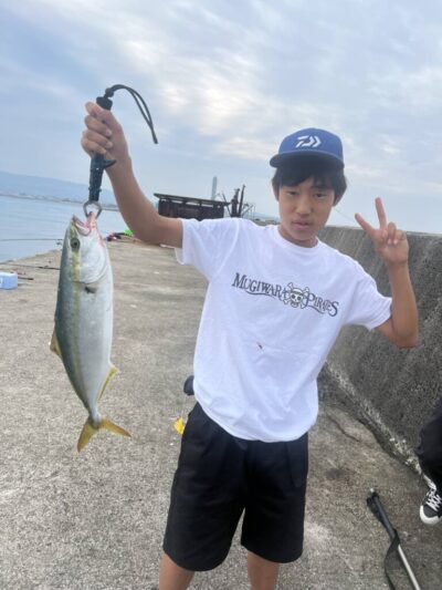 <p>颯斗君 沖の北 ジャックアイ・マキマキでハマチ！6時半頃にヒット！</p>