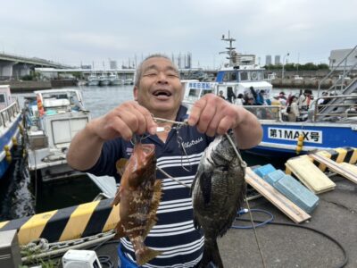 <p>山岸様 沖の北外向き エビ撒き釣りでアコウとチヌ！</p>