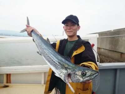 <p>沖の北 ジャックアイ・マキマキでサワラ84cm！10時頃に底から巻上げでヒット！</p>