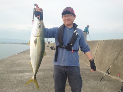 <p>藤田様 沖の北 セットアッパーでブリ！6時頃にヒット！初ブリおめでとうございます♪</p>