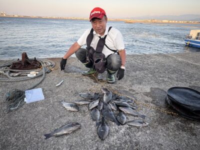 <p>フュージョン三宅様　沖の北　ヌカ切り釣りでグレ22尾🎣　13:00〜17:00の釣果</p>
