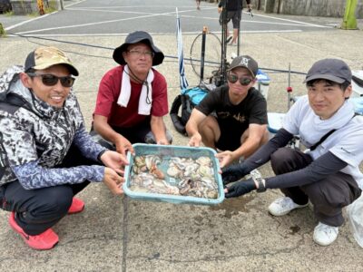 <p>バルボッサ壱族様　旧一文字白灯　タコエギ&タコジグでタコ16杯🐙</p>
