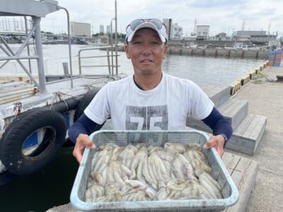 <p>山根様　沖の北　タコエギ　マダコ16杯🐙数も型も素晴らしい釣果👏おめでとうございます🎉</p>