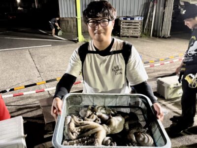 <p>カラミ様　旧一文字③ タコエギでタコ🐙</p>