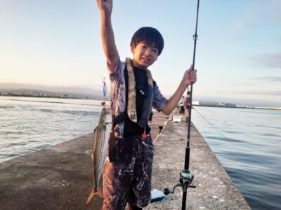 <p>晃人君　沖の北　ショアジギでサゴシ！</p>