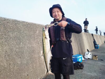 <p>マーシー様　沖の北　ショアジギでサワラ74cm！5時半頃にヒット！</p>