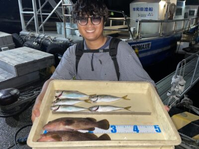 <p>牙族の唐見君　沖の北　エビ撒き　アコウ28.5cmを2匹と中アジ23cmまで🎣</p>