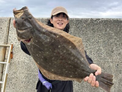 <p>ひまわり🌻様　沖の北外向き　飲ませ釣りでヒラメ！！！</p>