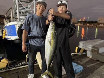 <p>本田様　沖の北　アジ飲ませ　ブリ91cm/7.2キロ✨12時頃にヒット♪♪</p>