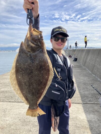 <p>KATO FISHING CLUB 様　沖の北　アジ飲ませ　ヒラメ60cm🎣『蔵人釣ったよー！！』とコメント頂きました✨</p>