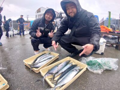 <p>沖の北　ショアジギでサゴシ大漁！</p>