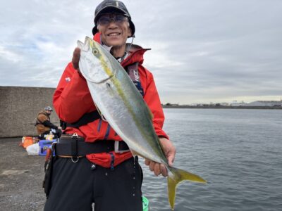 <p>ハンター高倉様　旧一文字赤灯　アジ飲ませ　メジロ✨</p>