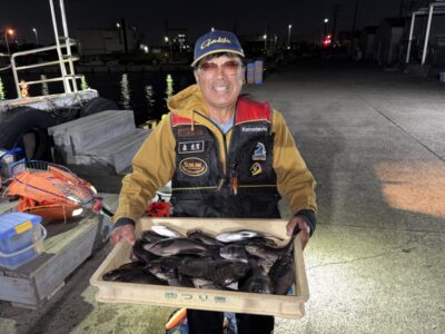 <p>荒木町のみっちゃん様　旧一文字白灯　ヌカ切り　グレ多数✨</p>