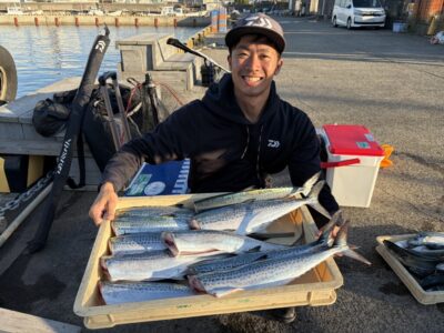 <p>💛イワセマン様💛　沖の北　ショアジギ  サゴシ10匹✨</p>