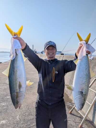 <p>すし処むらた様🍣　沖の北　アジ飲ませ　メジロ3匹(1匹は別の方へプレゼント✨)</p>