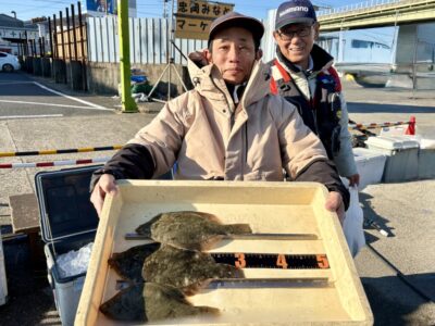 <p>ミラクル宮崎様　沖の北　カレイ3尾🎣</p>