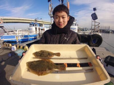 <p>響君　沖の北　投げ釣りでカレイ！</p>
