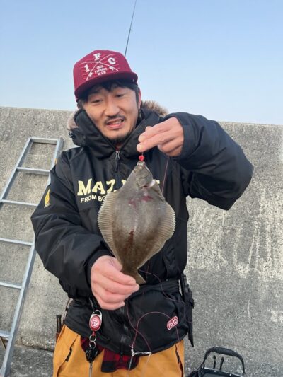 <p>沖の北　7時15分ごろ　投げ釣り　カレイ🎣</p>
