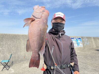 <p>大木様　沖の北　かぶせ釣りでカンダイ🎣「見たか！島ちゃん🐯」とコメント頂きました♪♪</p>