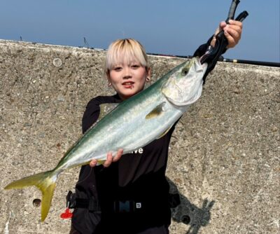 <p>ましろ様　沖の北　セットアッパーでメジロ71cm！8時40分にヒット！かなり奥の方</p>