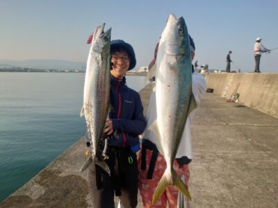 <p>立田兄弟様　沖の北奥の方　（兄）5時頃にセットアッパーでメジロ！（弟）5時半頃にTGベイトでサゴシ！</p>