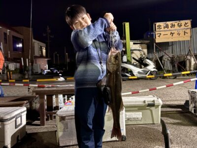 <p>コータマンくん　旧一文字赤灯　半夜便　メンボーでシーバス62.5cm🎣子供の日にNICEな1尾㊗️ 本日は旧一文字の方が良型シーバスが多く釣れていました中波止はチーバスばかりだったとの事…</p>