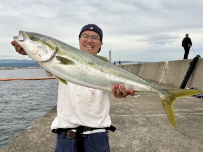 <p>箕浦様　沖の北ポンプ小屋ちょい奥の方　ジャックアイマキマキで5:40頃にブリ92cm🎣</p>
