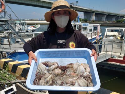 <p>ひまわり🌻様　旧一文字赤灯〜カーブ　タコエギ＆竿下タコジグでタコ大漁🐙</p>