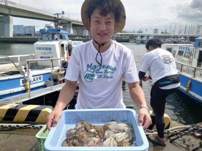 <p>⑨のこせがれ様　旧一文字　竿下タコジグで新子タコ🐙赤灯〜白灯を2往復して、まさに修行…。</p>