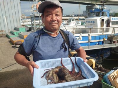 <p>目黒様　旧一文字カーブ周辺　タコエギでタコ🐙</p>