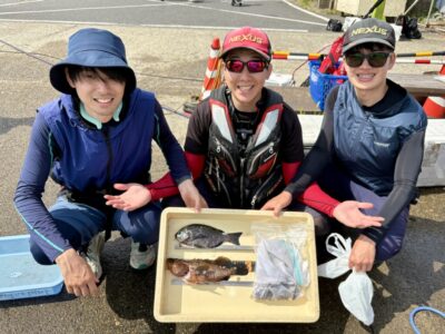 <p>KFCの皆様　エビ撒き釣りで31cm迄を多数🎣(お持ち帰り以外はリリース🐟) タコエギでタコ2杯🐙</p>